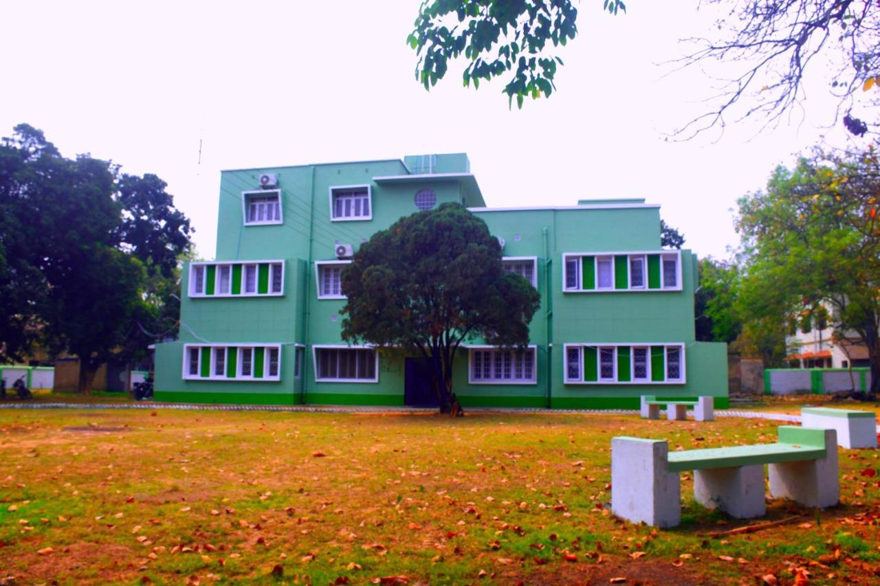 Jhargram Eshani Hotels And Guest House エクステリア 写真